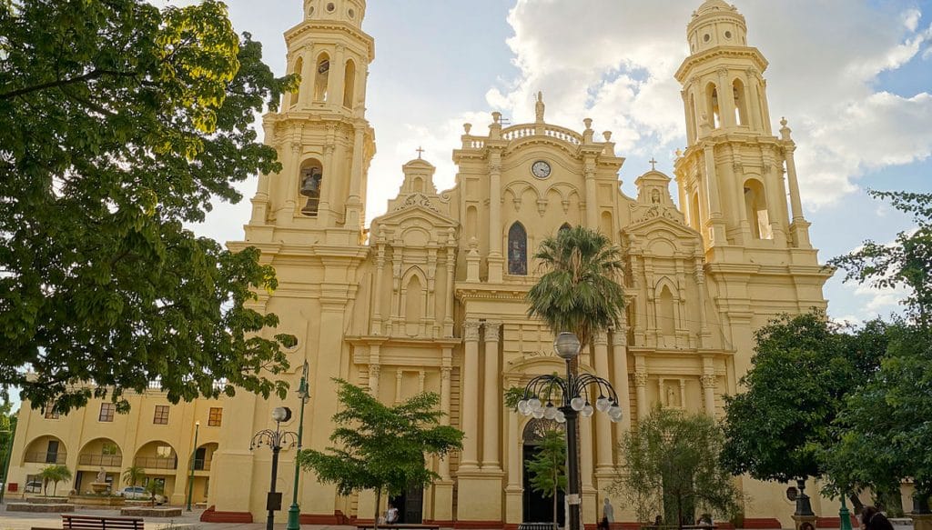 Visita la Catedral de Hermosillo en